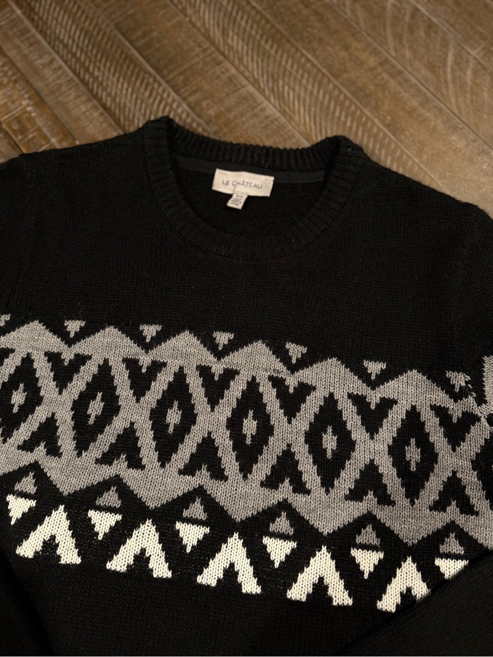 le chateau Black Crewneck Sweater with Gray & White Geometric Pattern